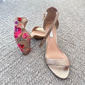 INC gold floral embroidered high heel